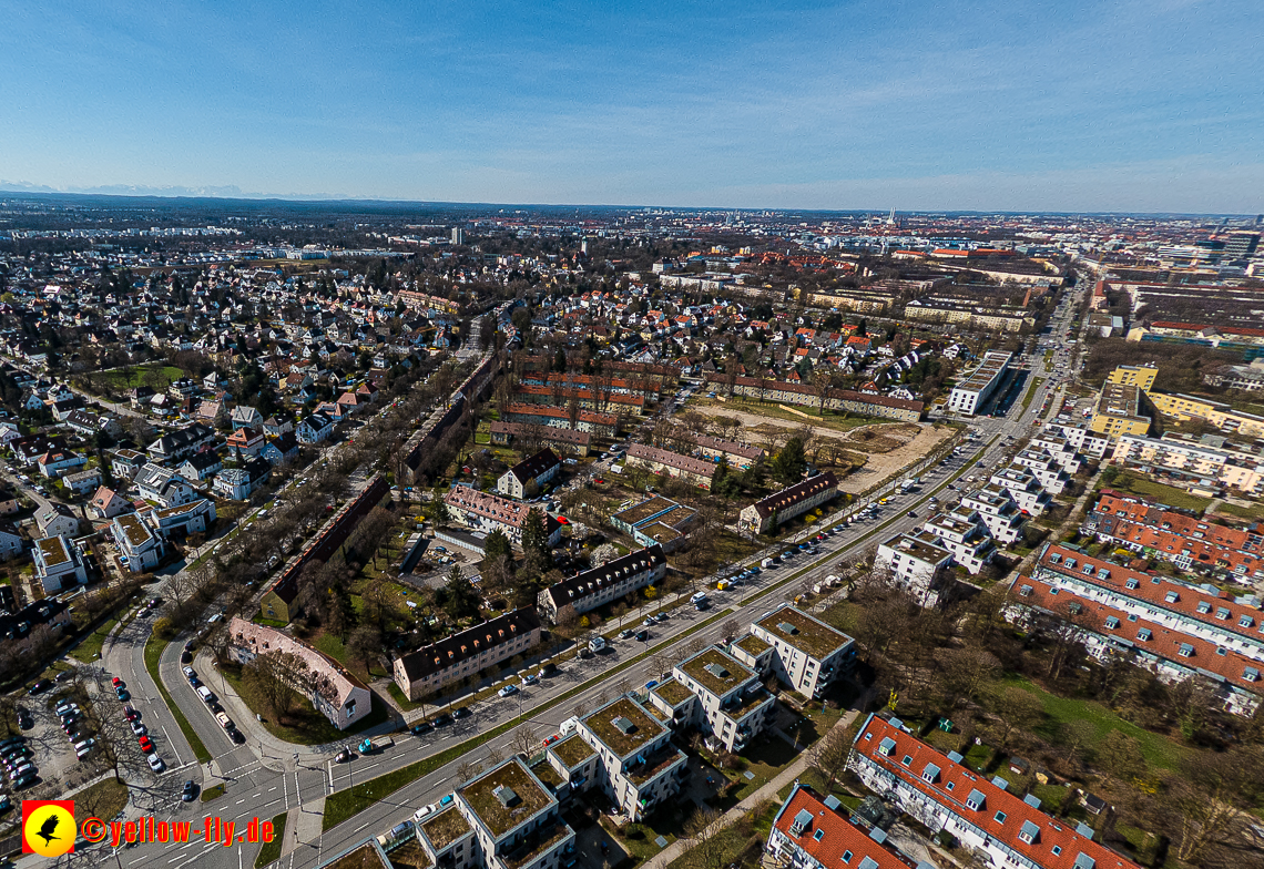 21.03.2023 - Luftbilder von der Baustelle Maikäfersiedlung in Berg am Laim